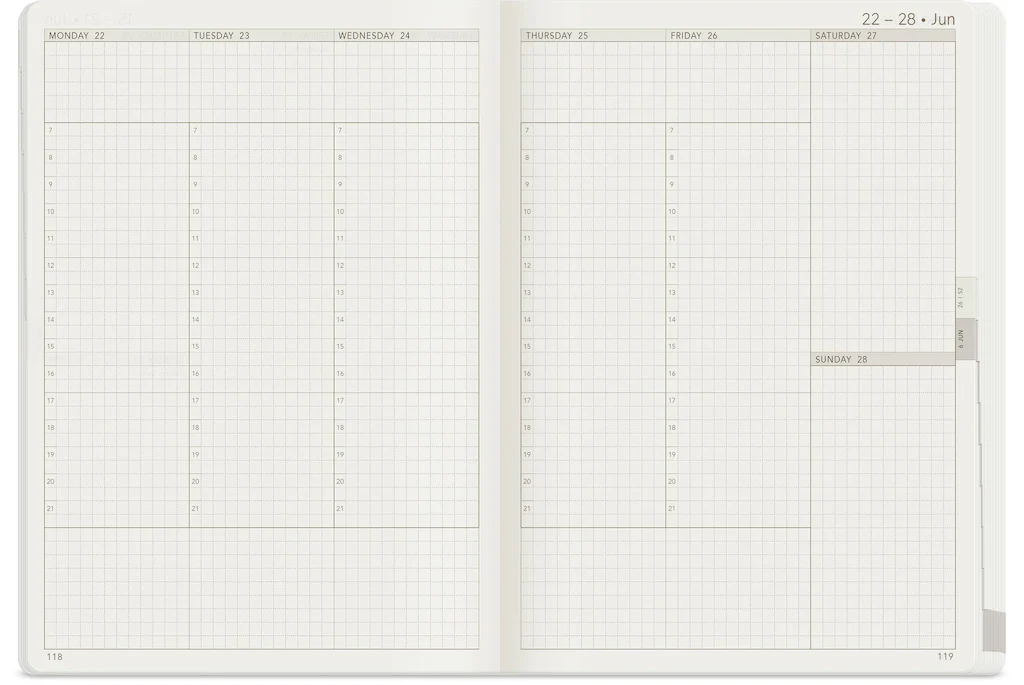 Wonderland222 2026 B6 Weekly Planner - Core - Stacked Weekends - Image 2