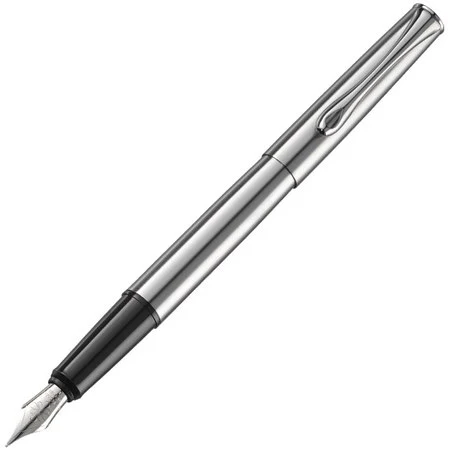 Diplomat Esteem Fountain - Matte Chrome Trim