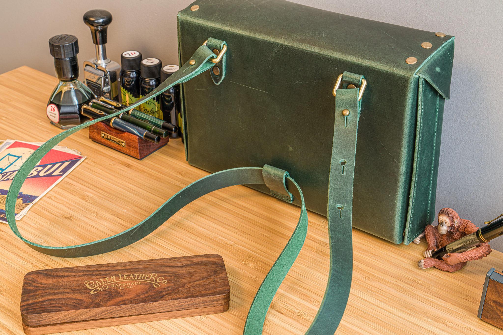Galen Leather Co. Writer's Medic Bag - Crazy Horse Forest Green - Image 6