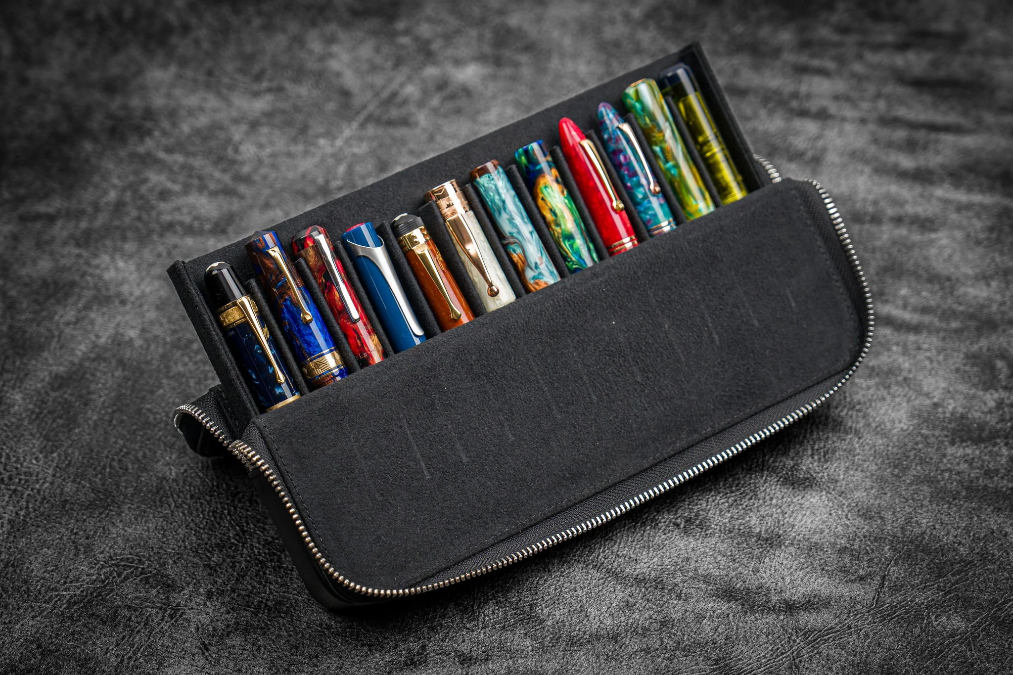Galen Leather Co. Zipper Magnum Opus 12 Slot Hard Pen Case - Black - Image 2