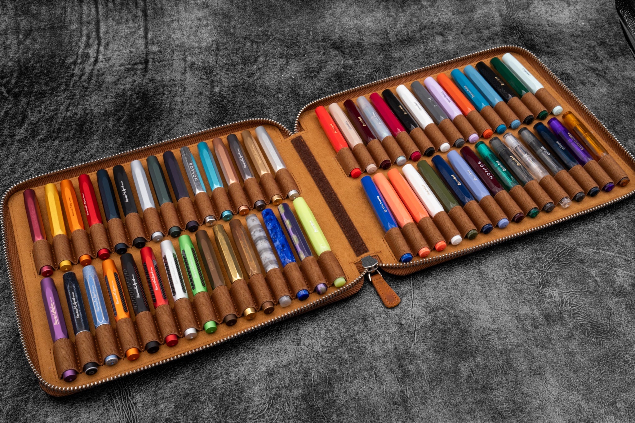 Galen Leather Co. Zippered Collector Pen Case for 60 Kawecos - Crazy Horse Brown - Image 4