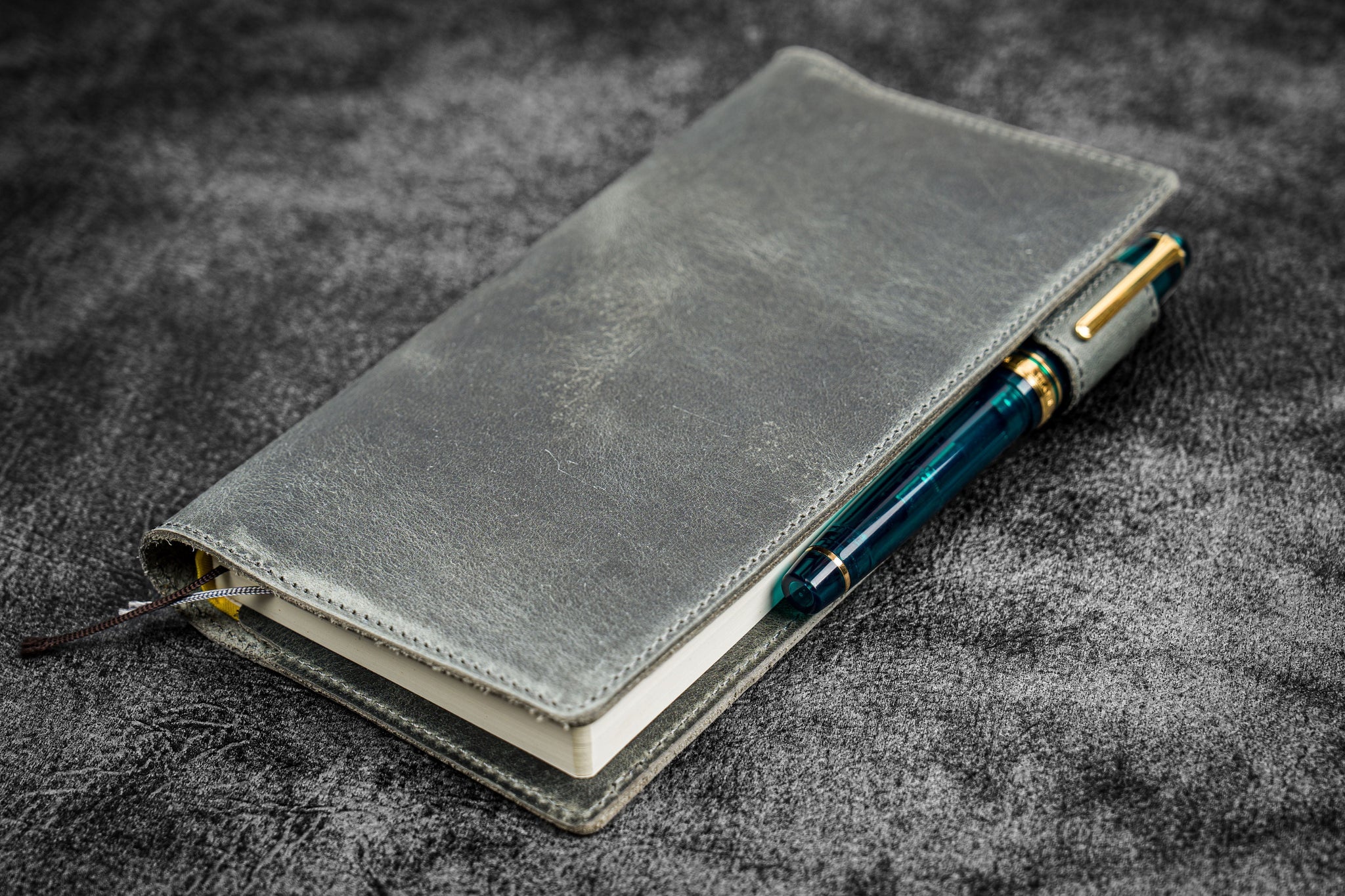 Galen Leather Slim Hobonichi Weeks Planner Cover - Crazy Horse Smoky