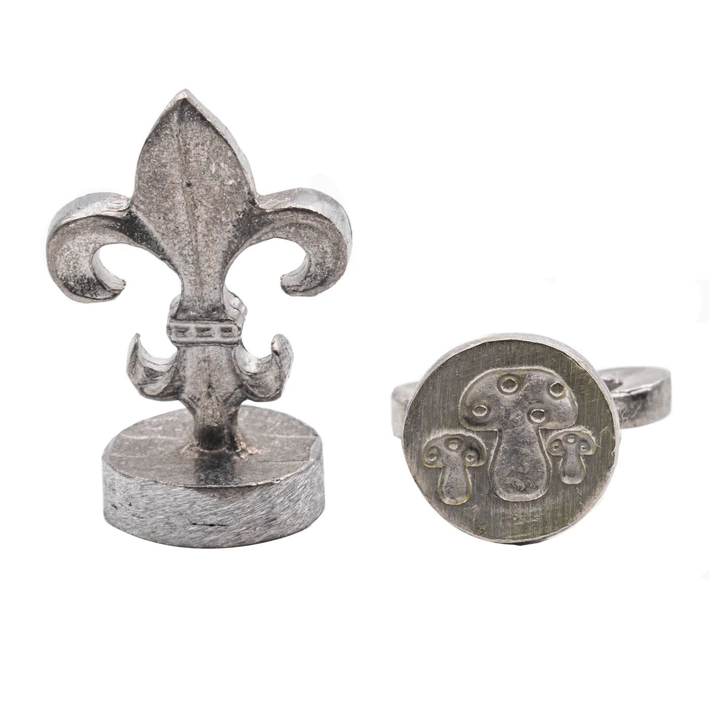 Global Solutions Metal Wax Seal 3/4" with Fleur-de-lis handle - Mushrooms - Image 2