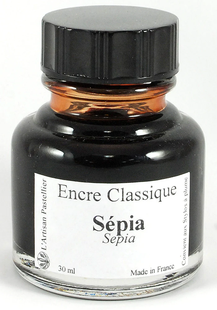 L'Artisan Pastellier Classique Sepia - Image 2
