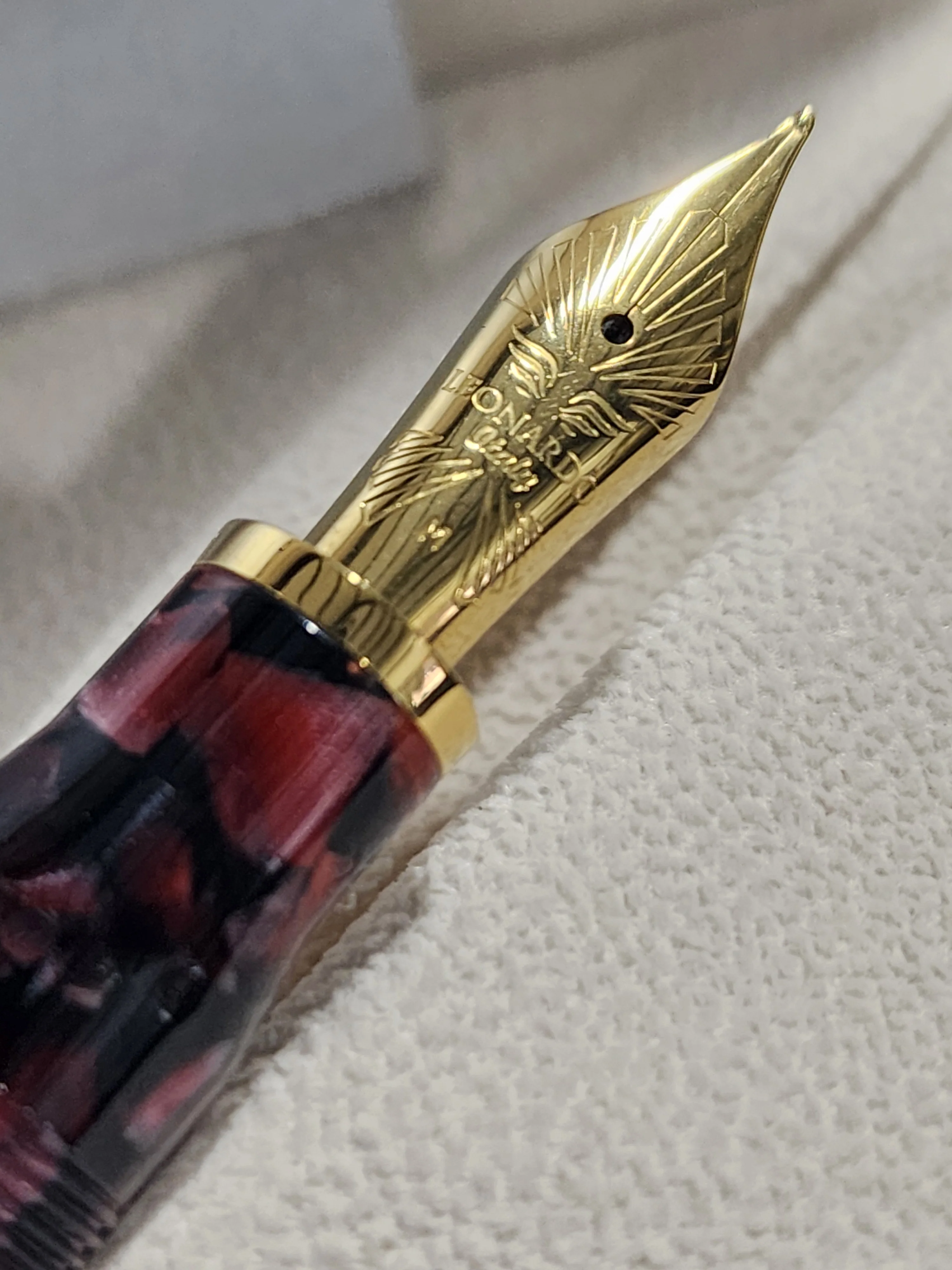 Leonardo Momento Zero Grande Luna Rossa Gold Trim - Image 3