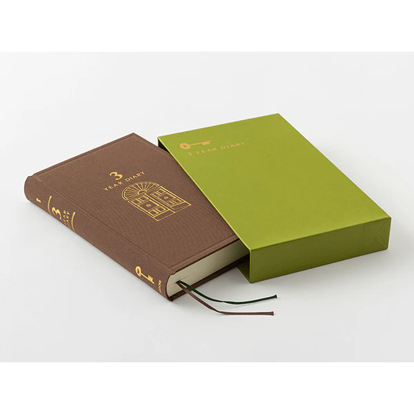 Midori 3 Years Diary Gate Brown - Image 2