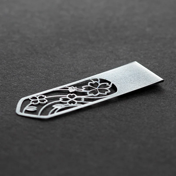 Midori Bookmark Clip- Floral Pattern - Image 2