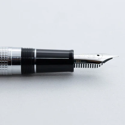 Nagasawa Fountain Pen "ENGRAVE -kou-" [Limited Edition] - Image 2