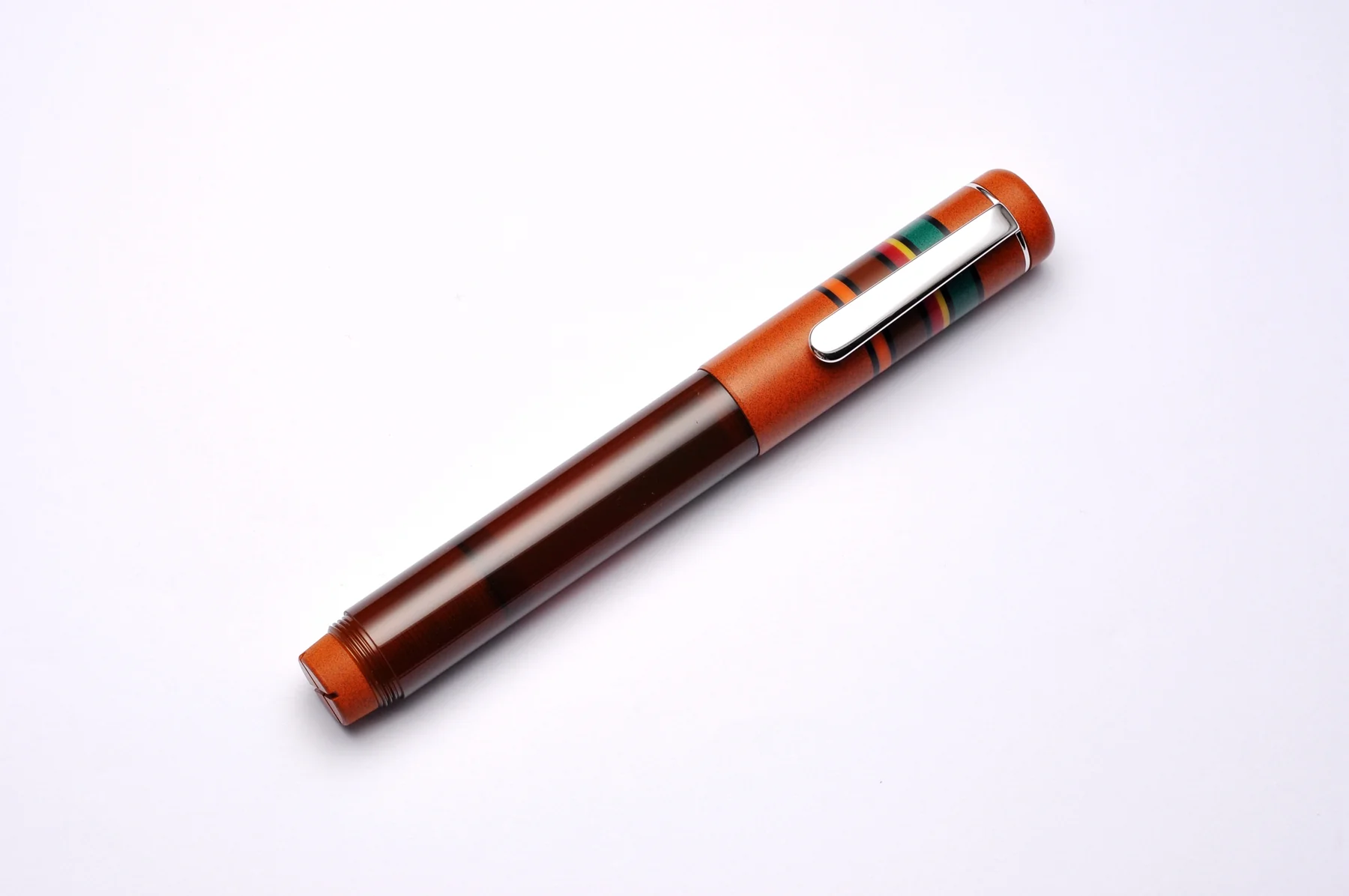 Opus 88 Fantasia Brick Red Cap Amber Barrel - Image 3