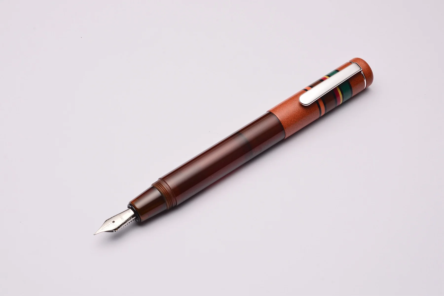 Opus 88 Fantasia Brick Red Cap Amber Barrel - Image 4