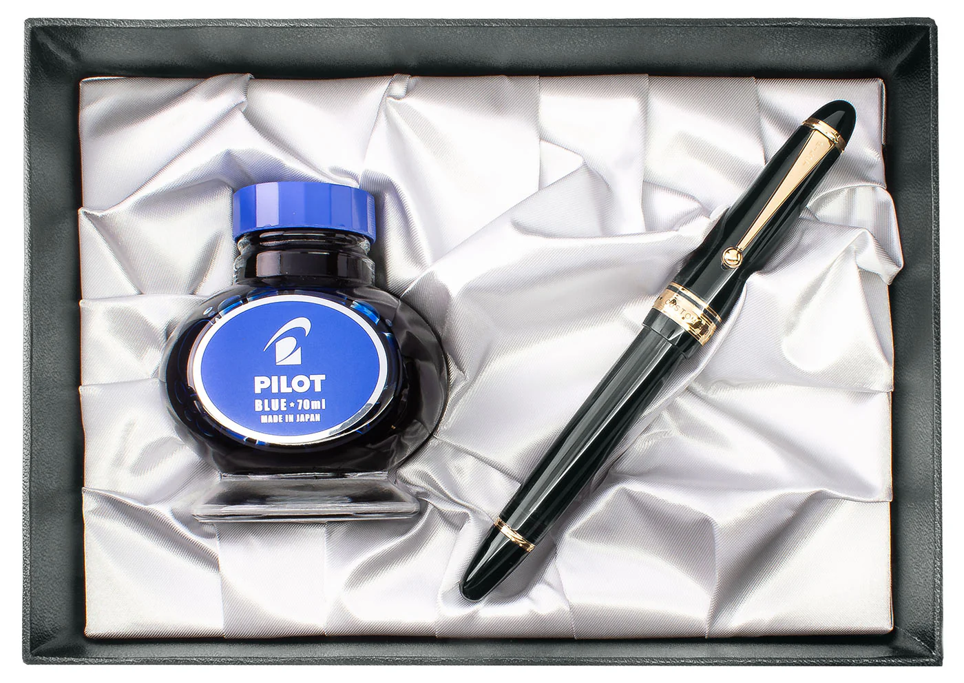 Pilot Custom 823 Smoke - Image 6