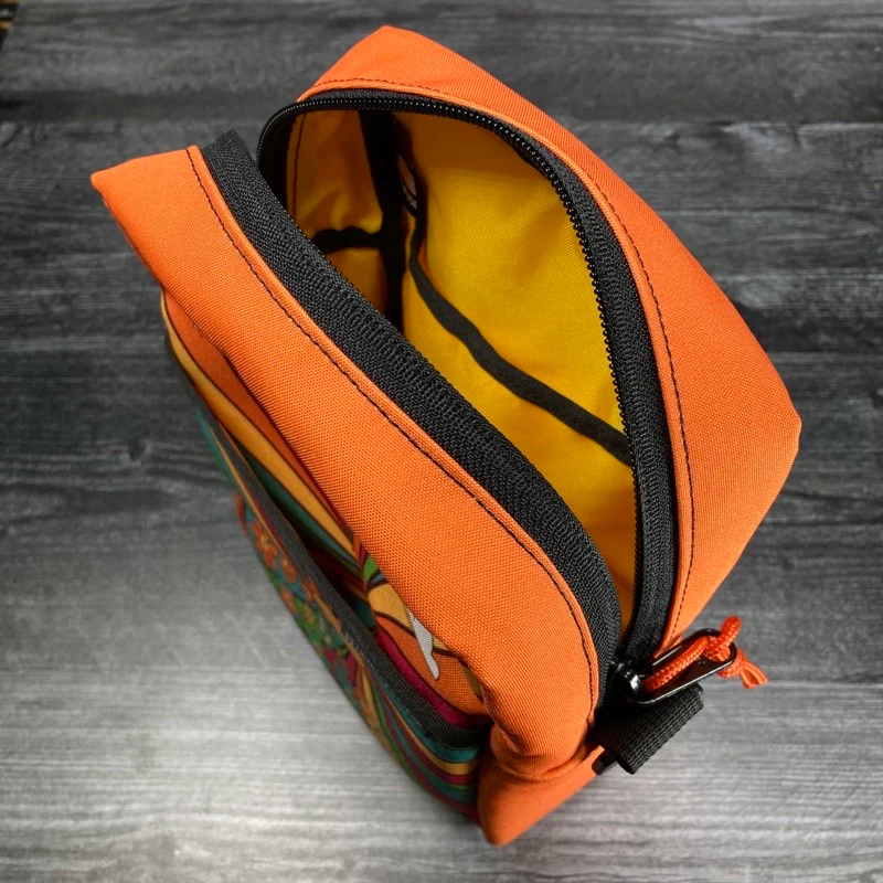 Rickshaw Good Vibes A5 Field Bag - Image 4