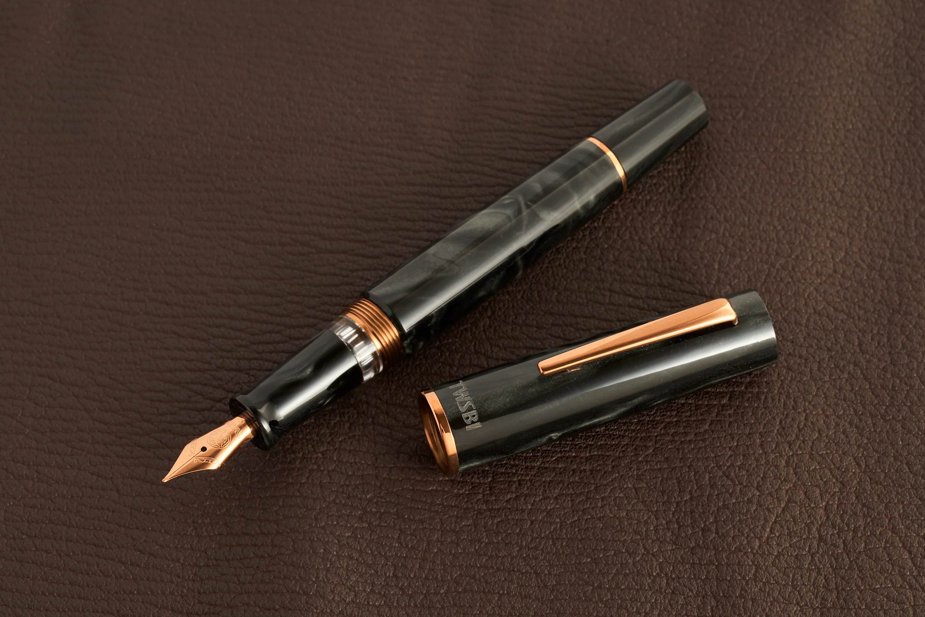 TWSBI Obsidian Limited Edition Fountain - Image 3