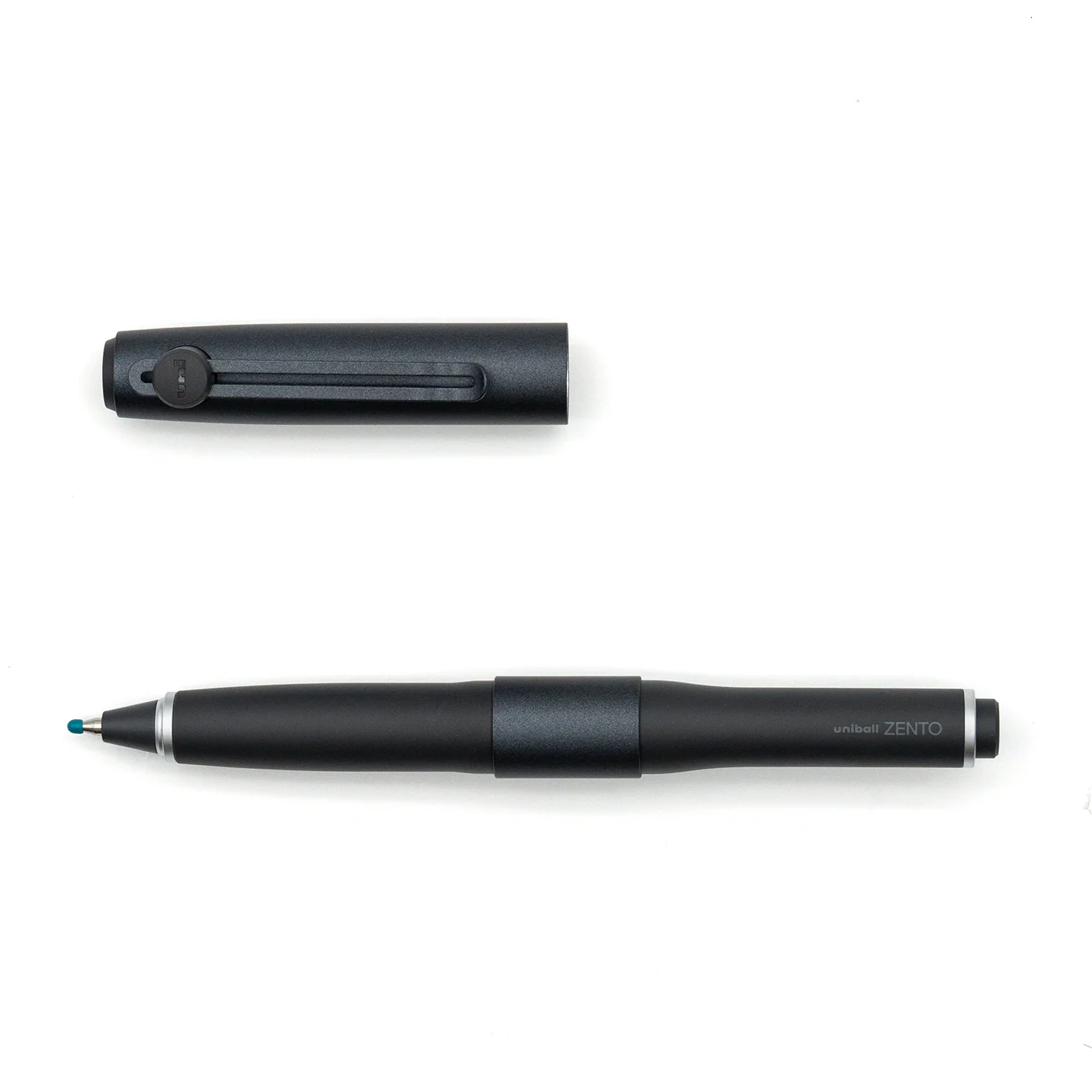 Uni-Ball Zento Capped Signature in Black .5 gel rollerball - Image 3